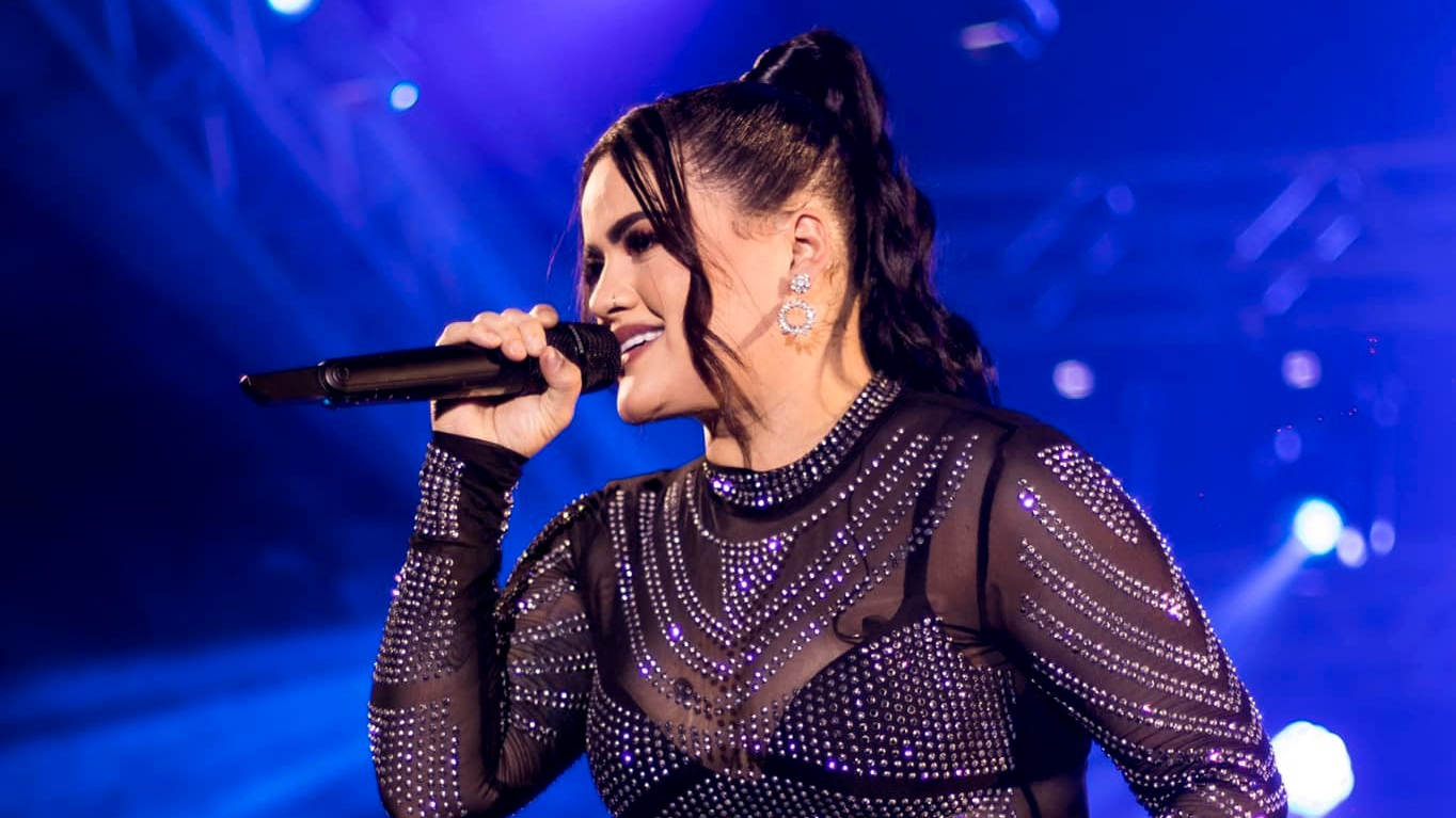 Capa de Mara Pavanelly