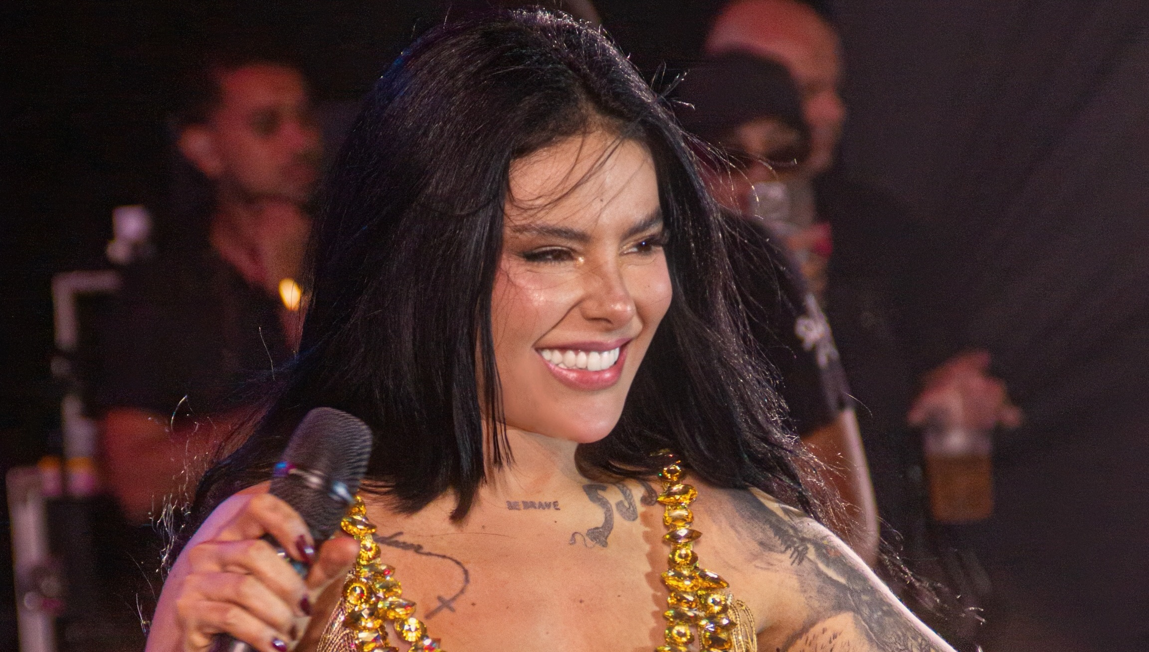 Tayara Andreza anuncia fim de parceria com produtora
